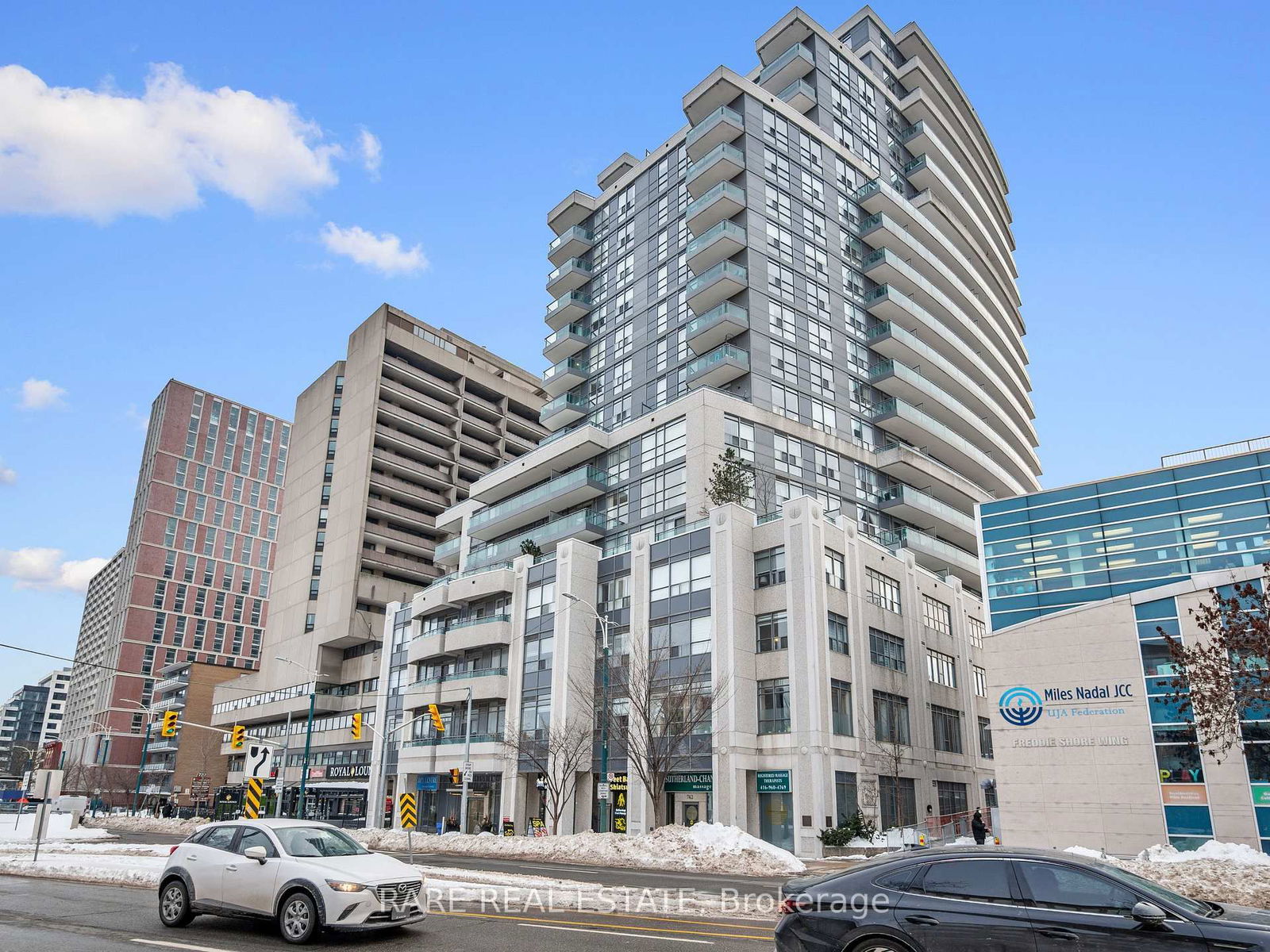 736 Spadina Ave, unit 1111 for sale