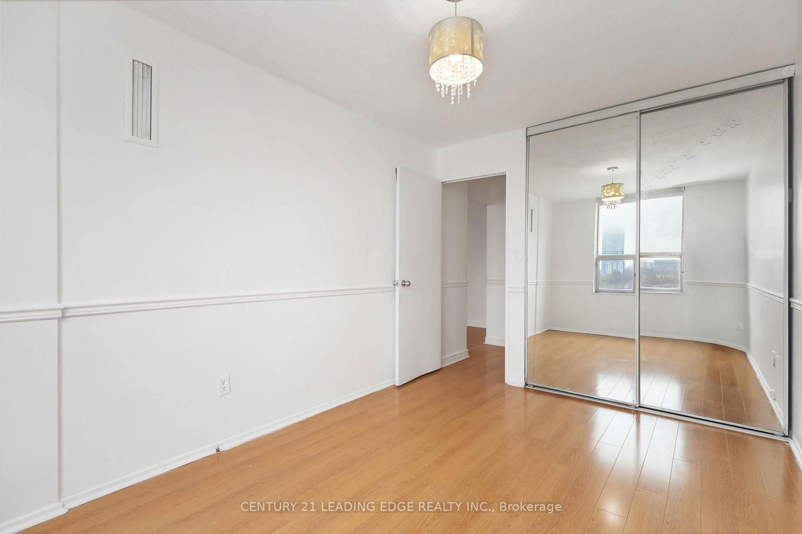 20 EDGECLIFF Gfwy, unit 1203 for rent