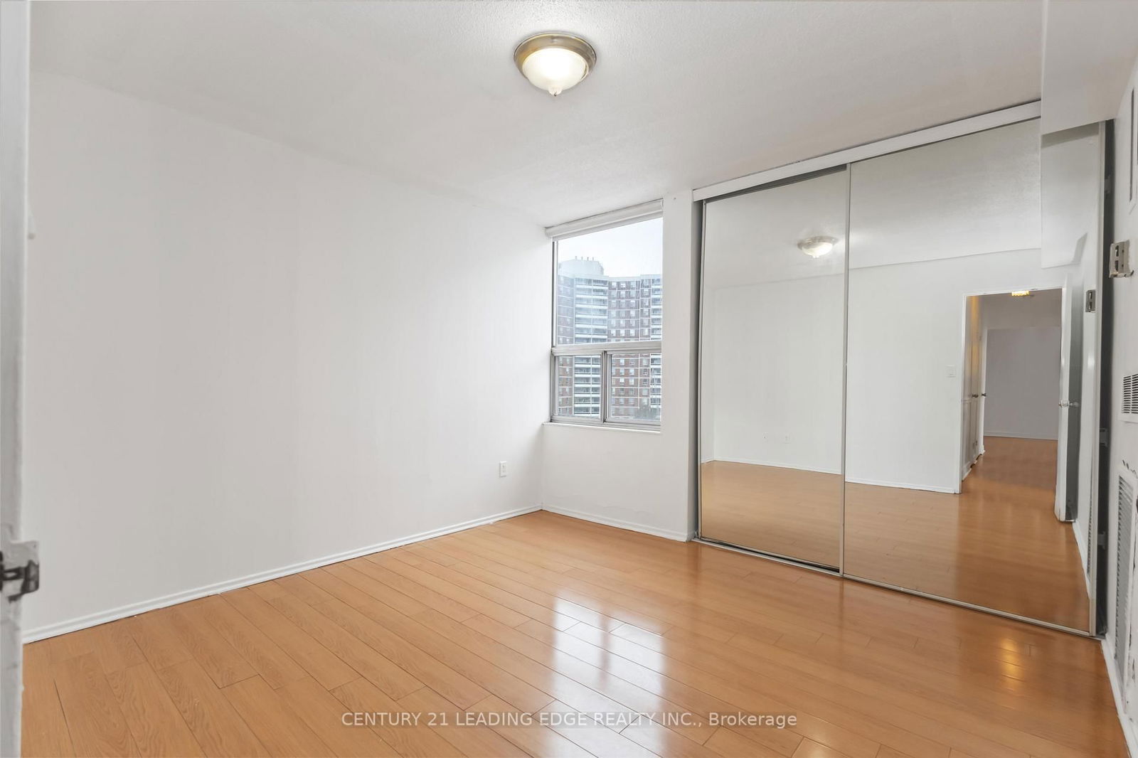 20 EDGECLIFF Gfwy, unit 1203 for rent