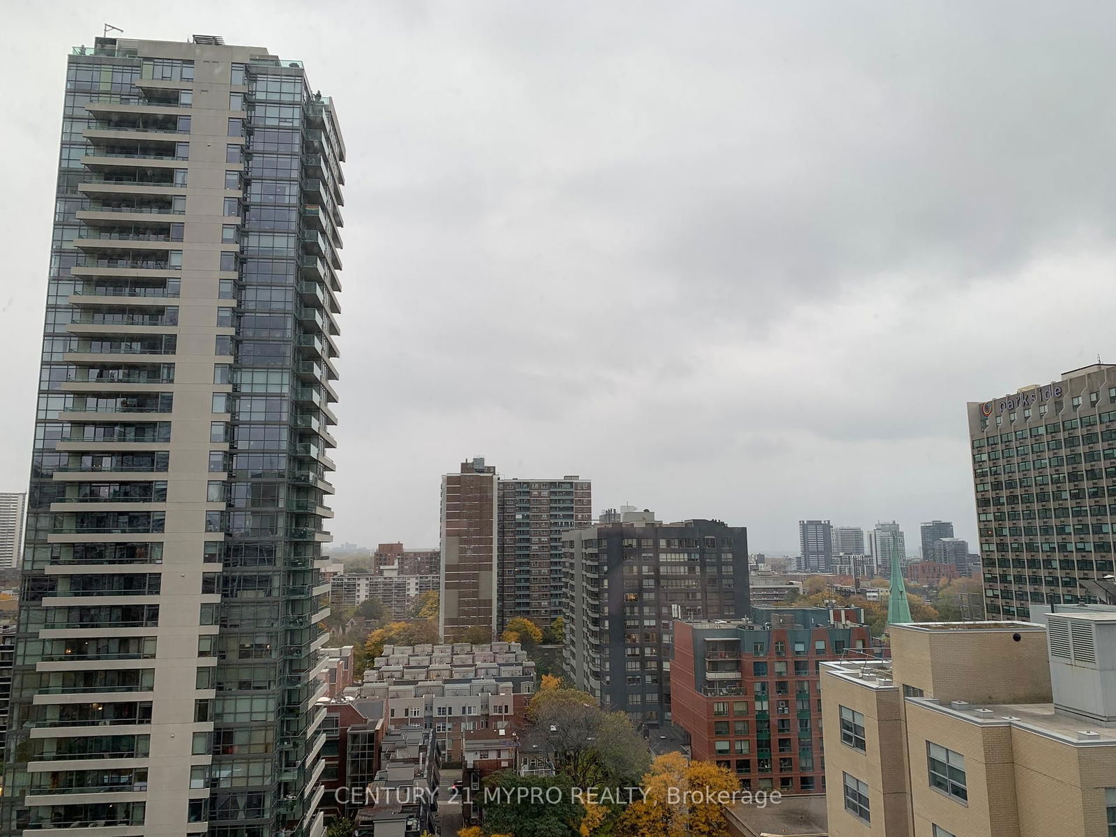 85 Wood St, unit 1616 for rent