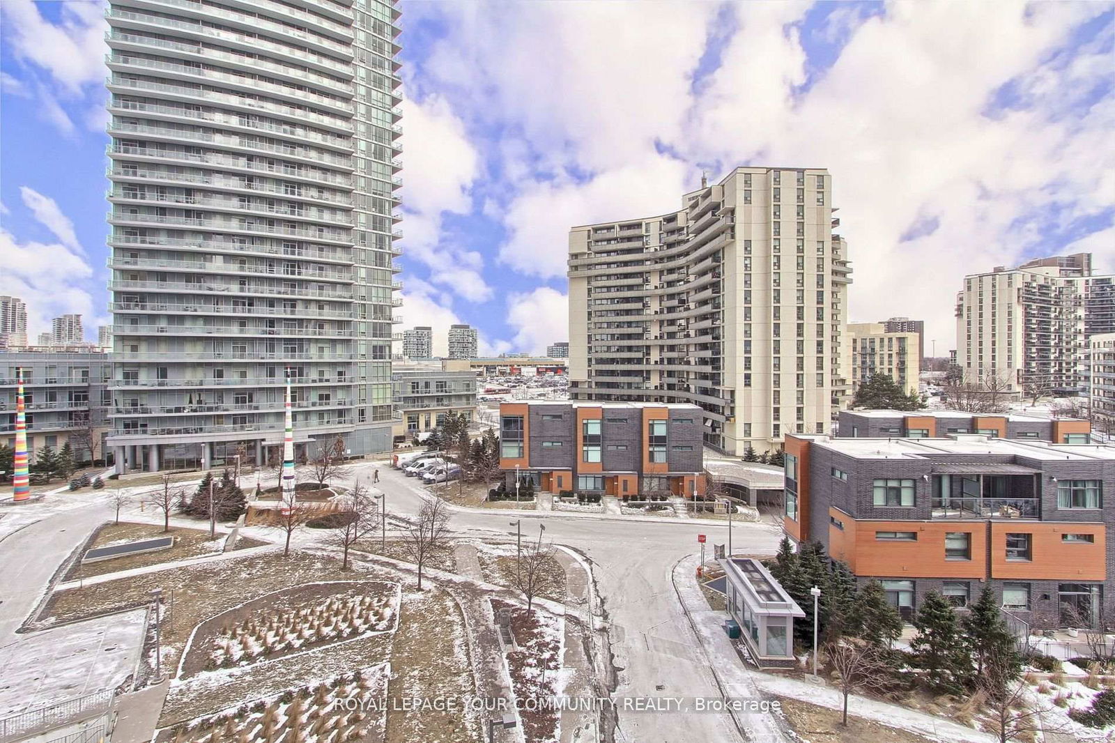 62 Forest Manor Rd, unit 517 for sale