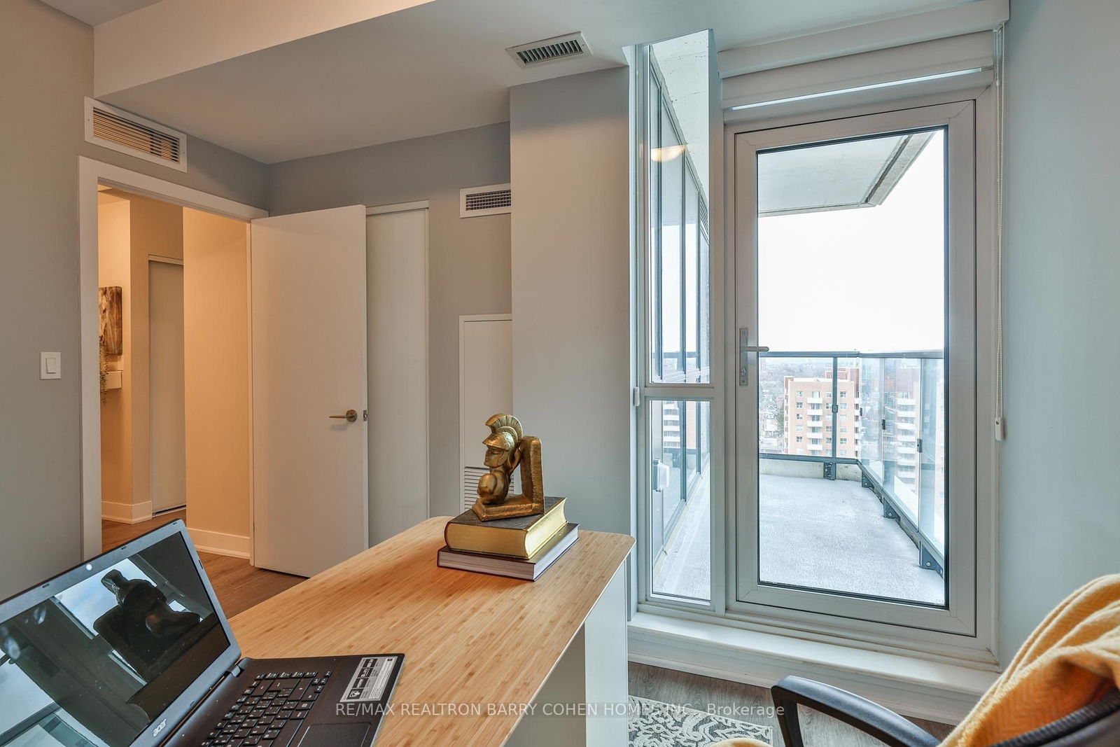 1486 Bathurst St, unit 1202 for rent