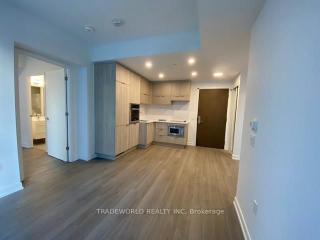 39 Roehampton Ave, unit 1606 for rent