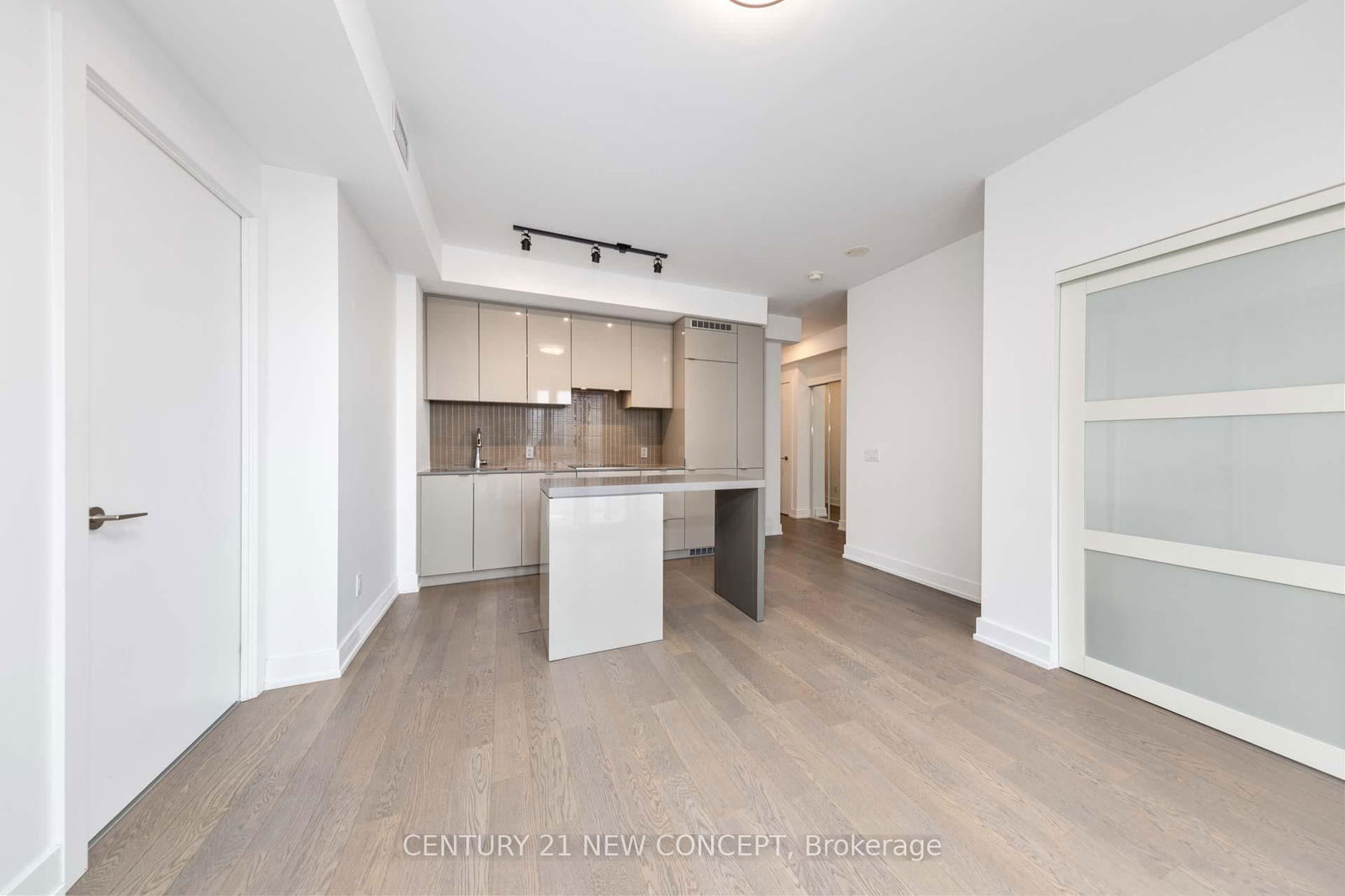 7 Grenville St, unit 1907 for sale