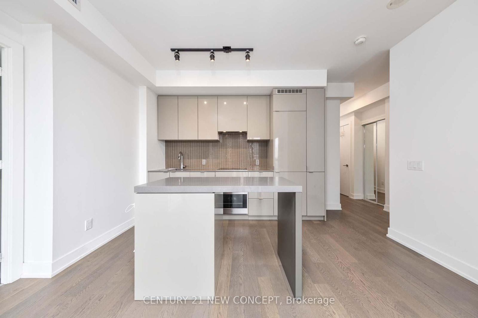 7 Grenville St, unit 1907 for sale