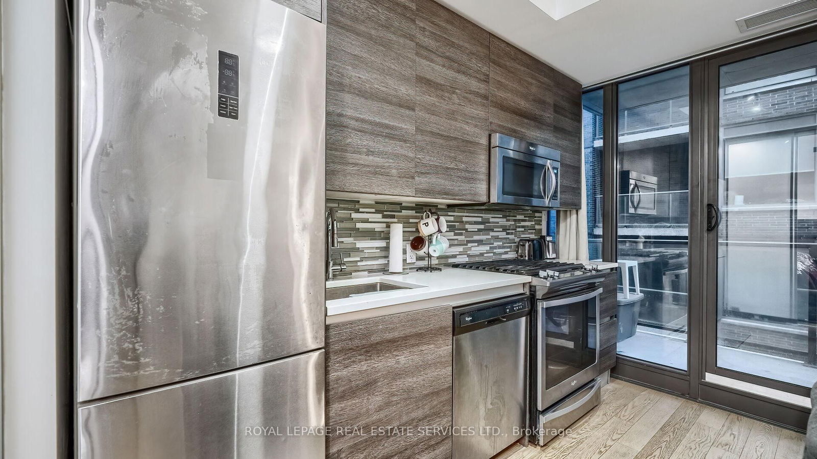 111 Bathurst St, unit 1301 for sale