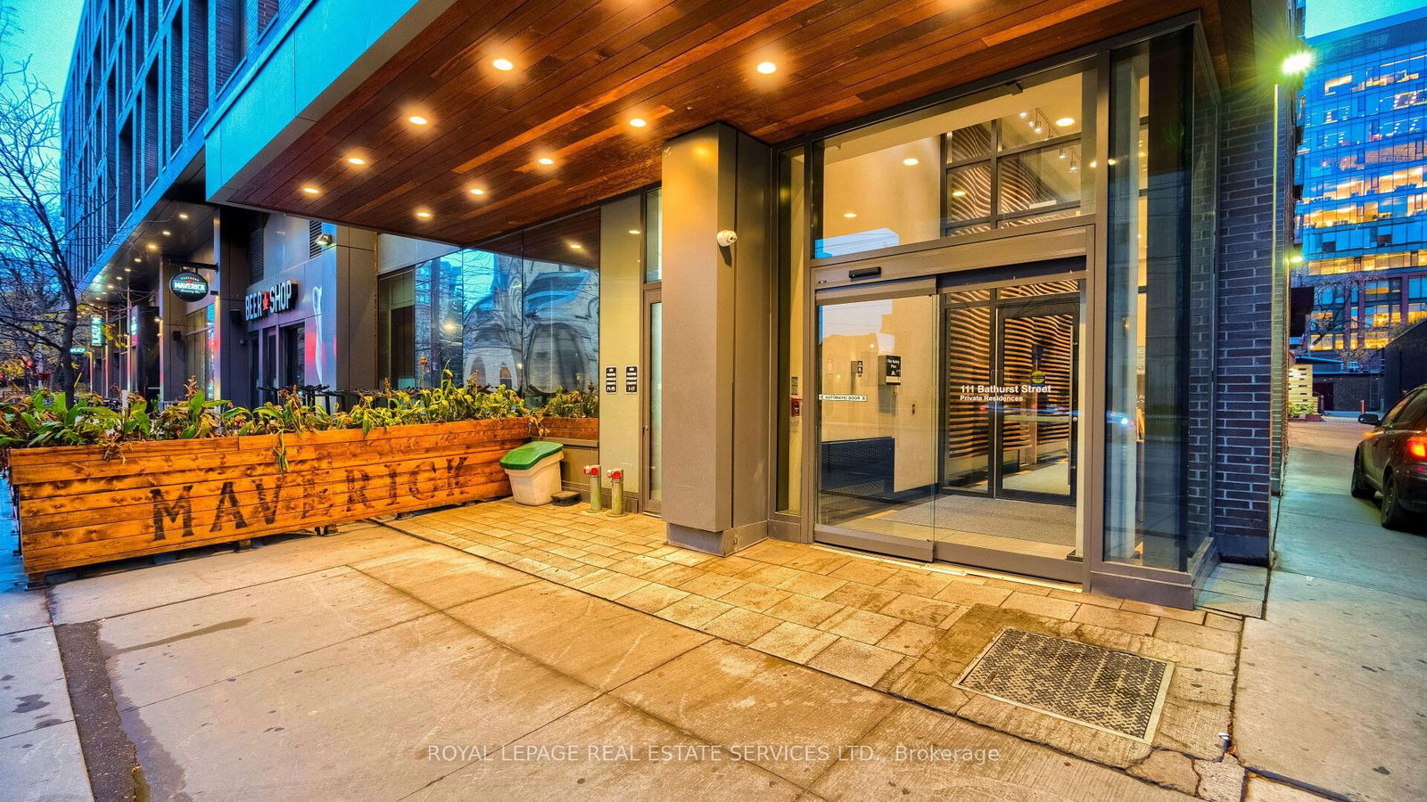 111 Bathurst St, unit 1301 for sale