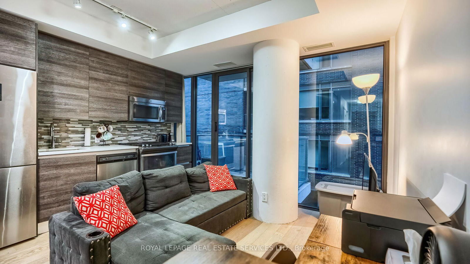 111 Bathurst St, unit 1301 for sale