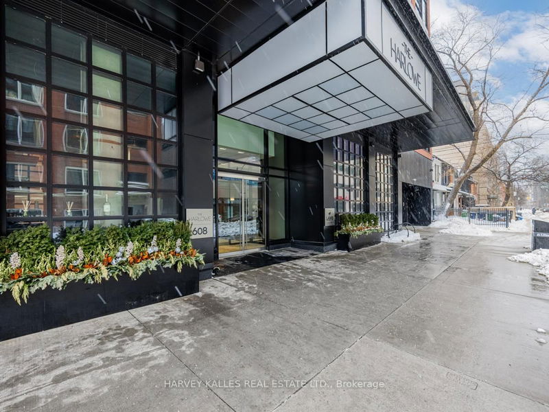 608 Richmond St W, unit 816 for sale