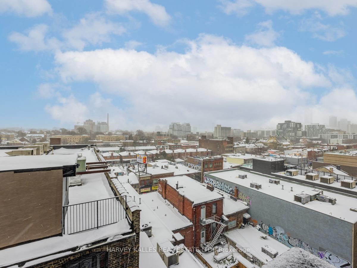 608 Richmond St W, unit 816 for sale