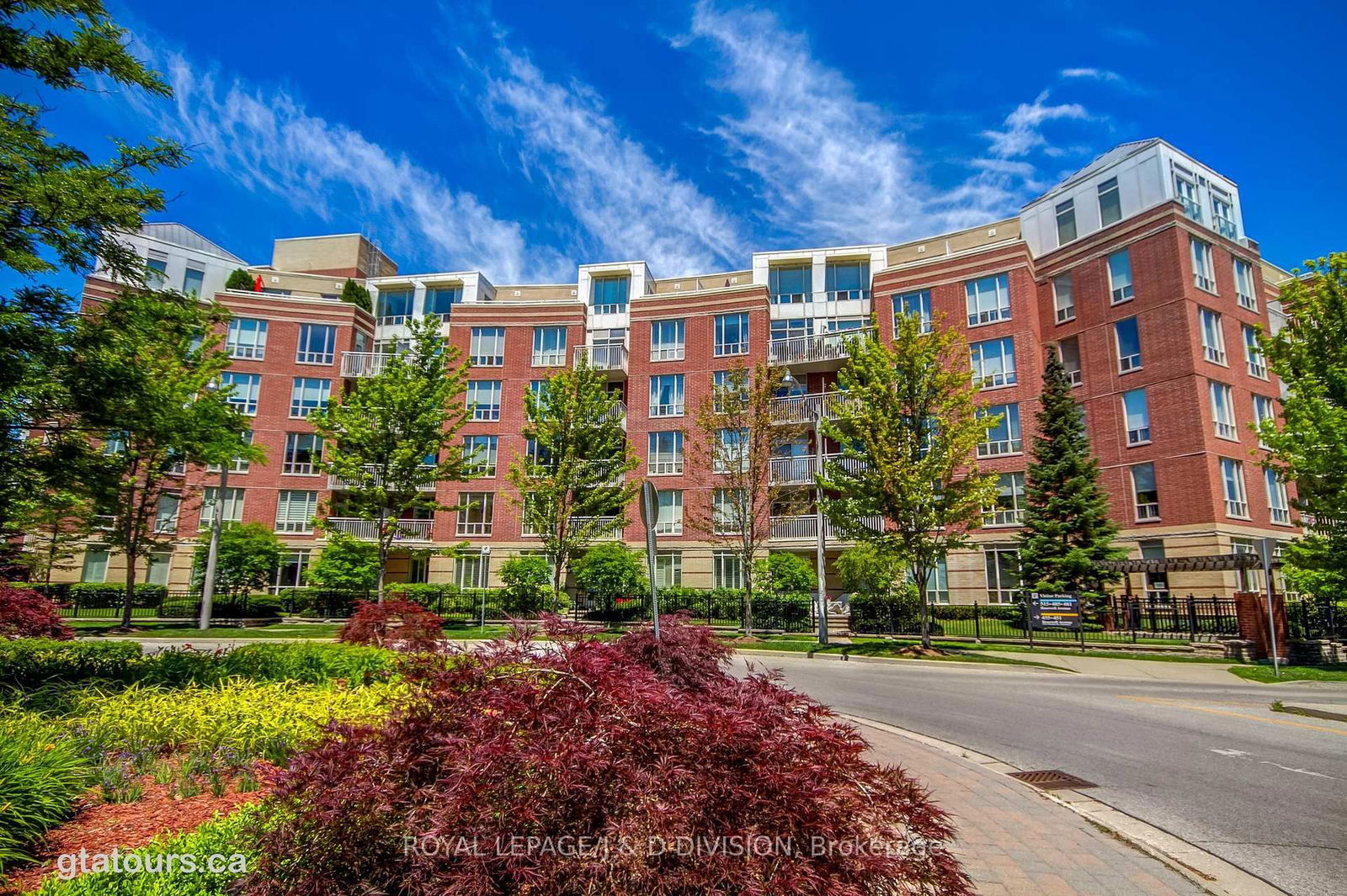 Lawrence Park Condos on Rosewell, Midtown, Toronto