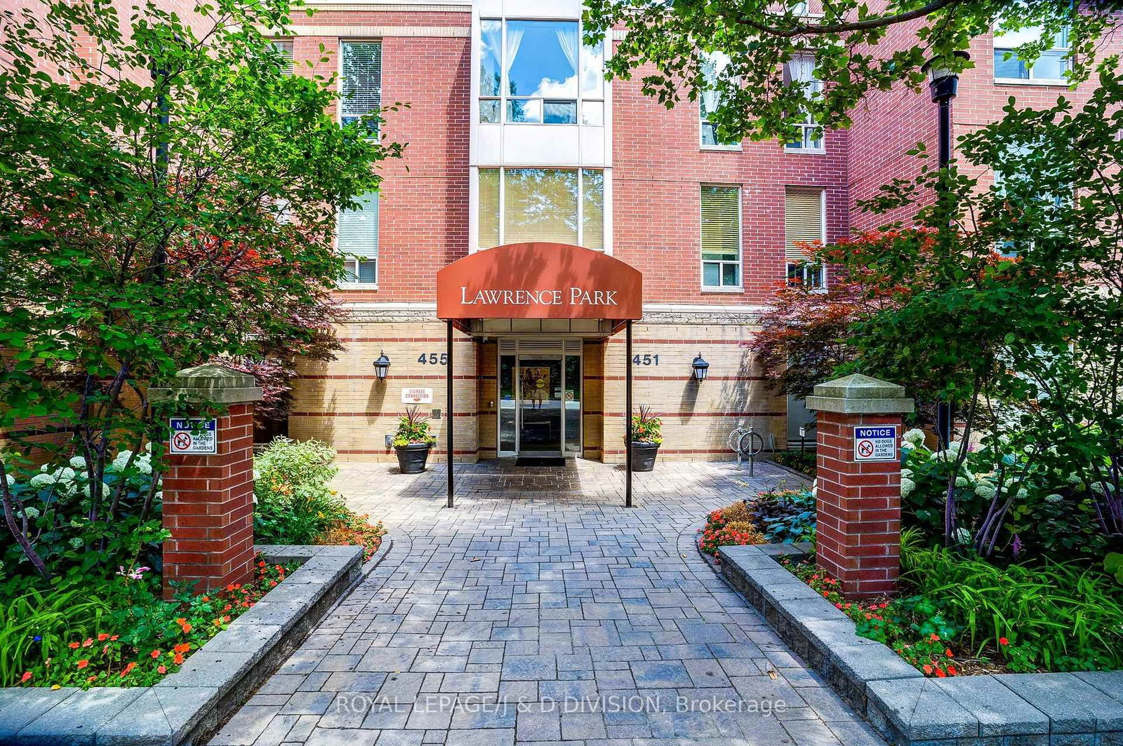 Lawrence Park Condos on Rosewell, Midtown, Toronto