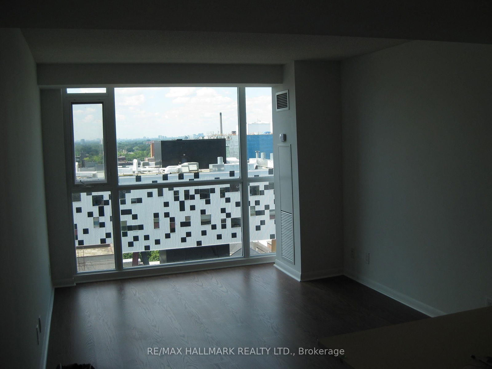 96 St Patrick St, unit 1702 for rent