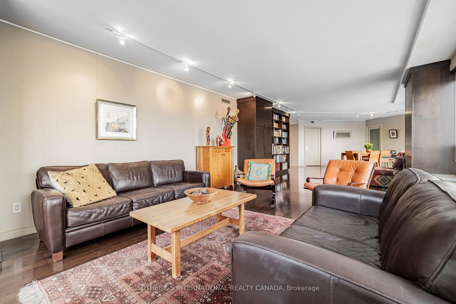 175 Cumberland St, unit 1711 for sale