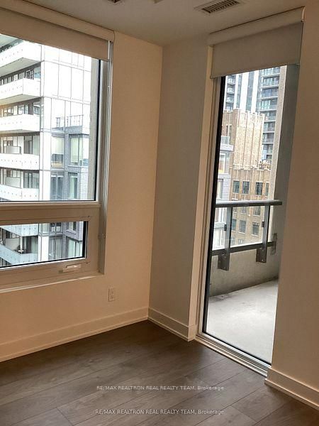 108 Peter St, unit 1207 for rent