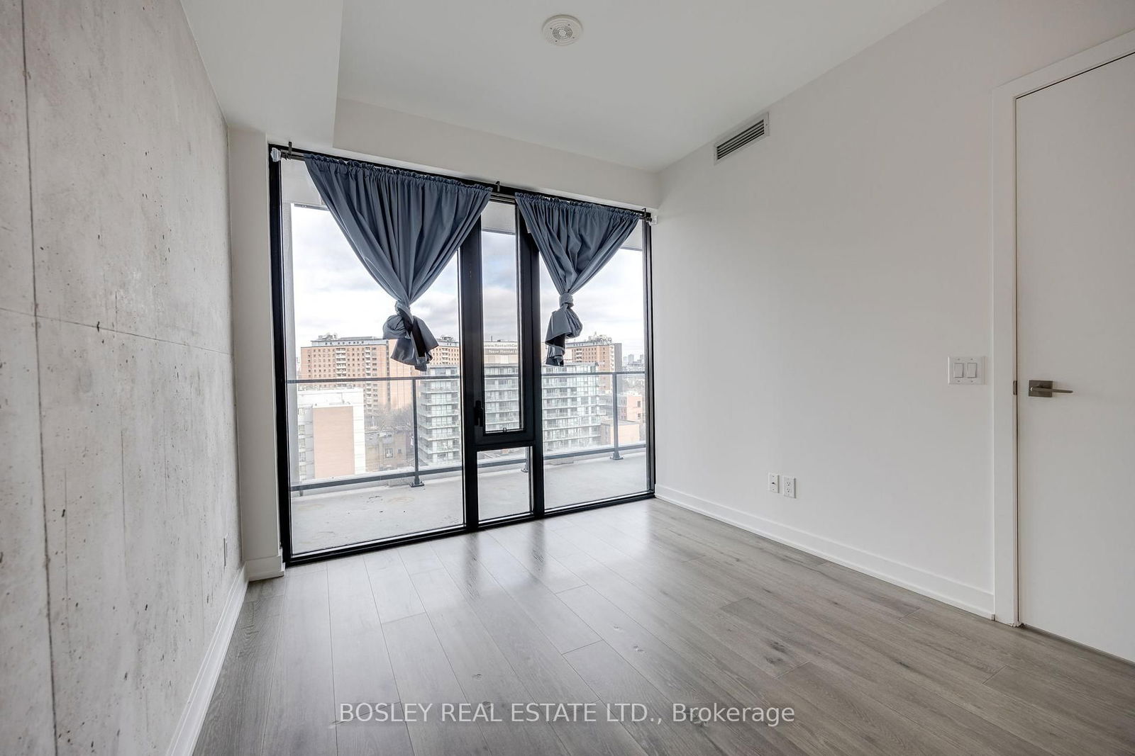 55 Ontario St, unit 1001 for rent