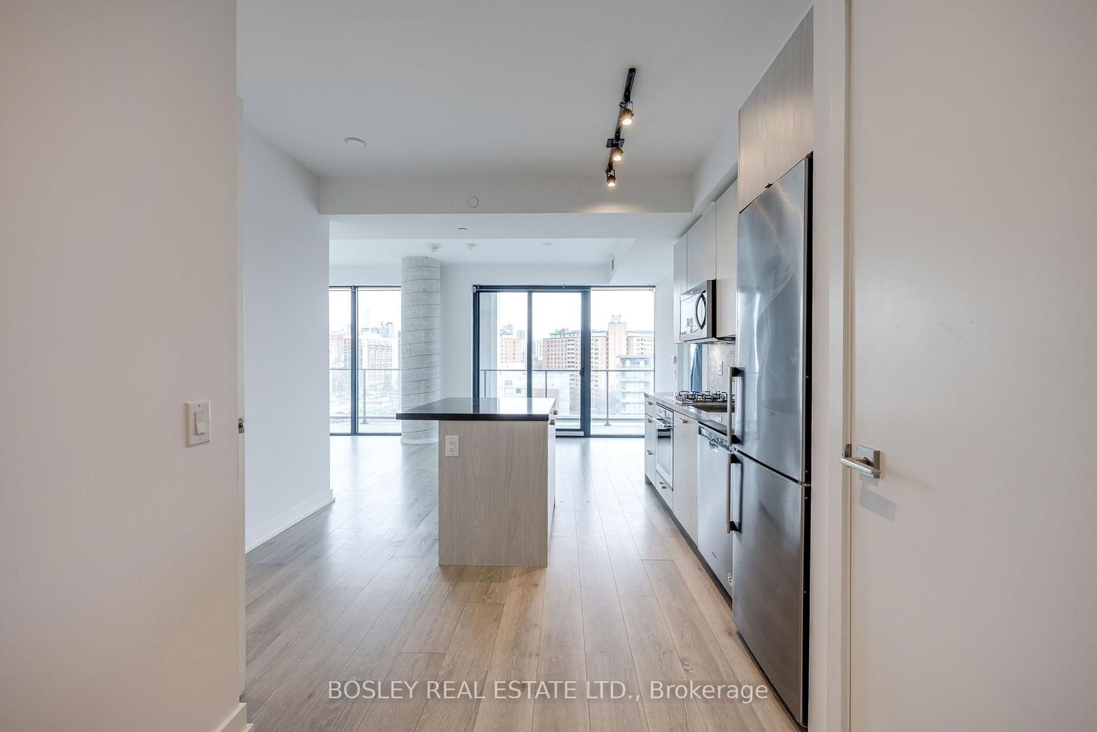 55 Ontario St, unit 1001 for rent