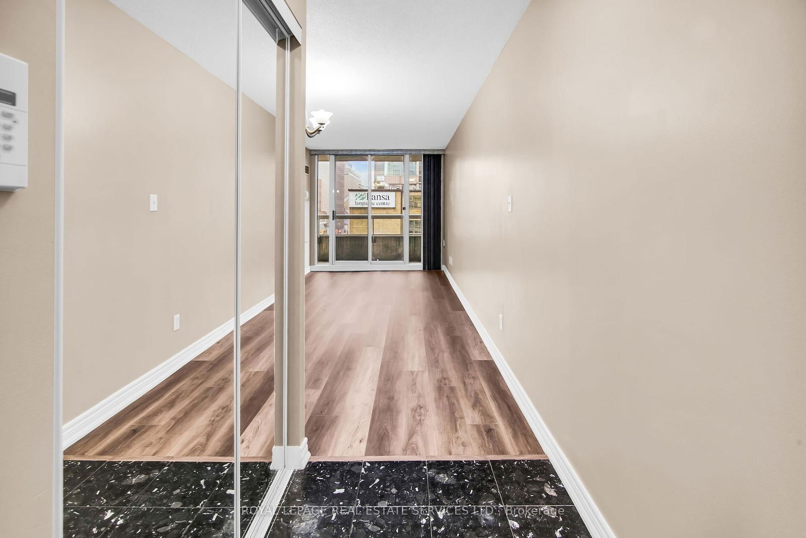 43 Eglinton Ave E, unit 605 for sale