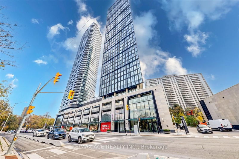 575 Bloor St E, unit 1703 for sale