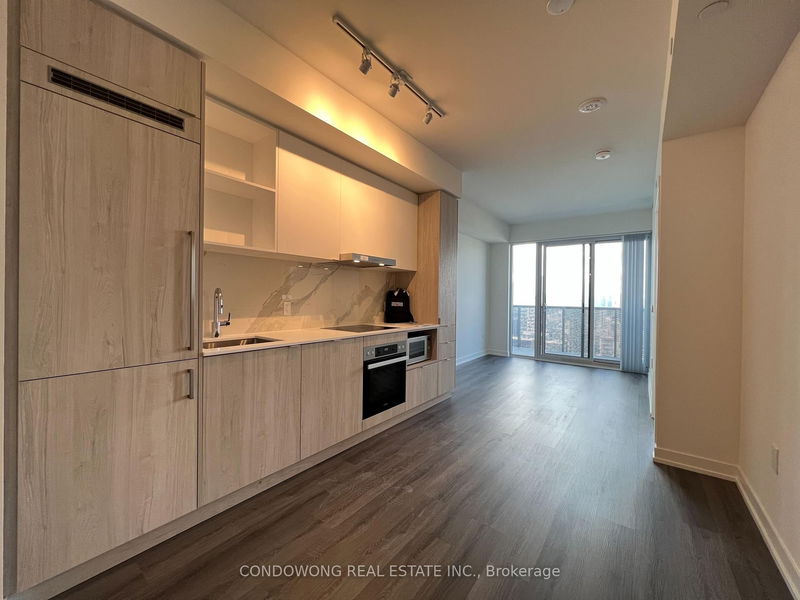 138 Downes St, unit 5801 for rent