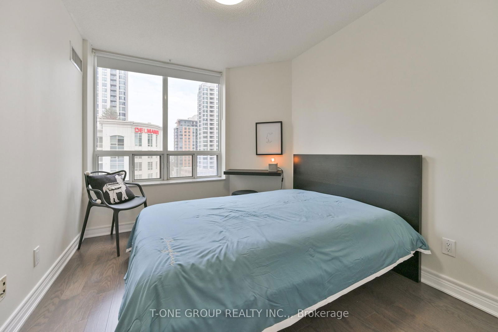 5418 Yonge St, unit 901 for sale