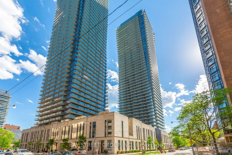 1080 Bay St, unit 506 for rent