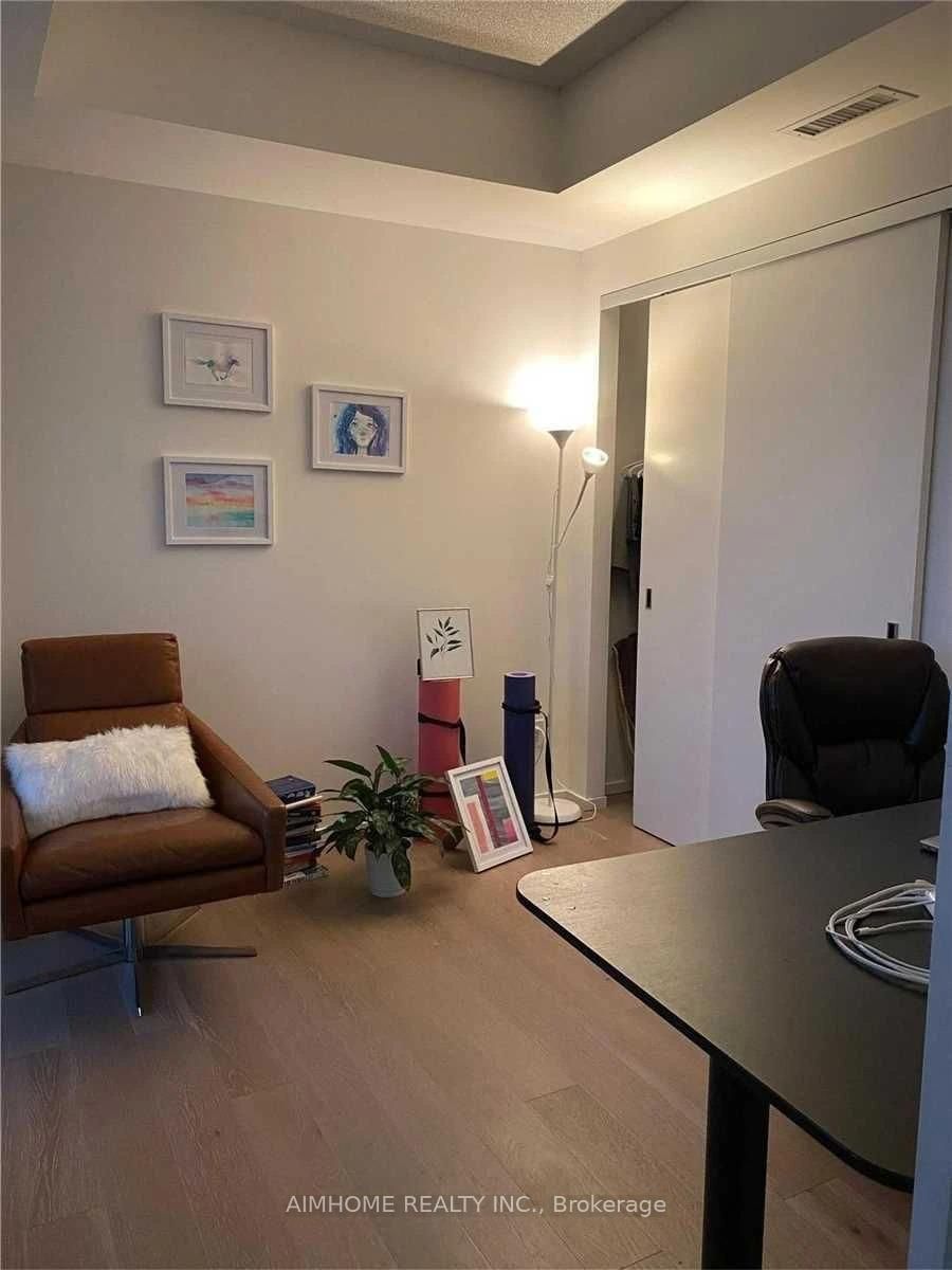 101 Charles St E, unit 4110 for rent