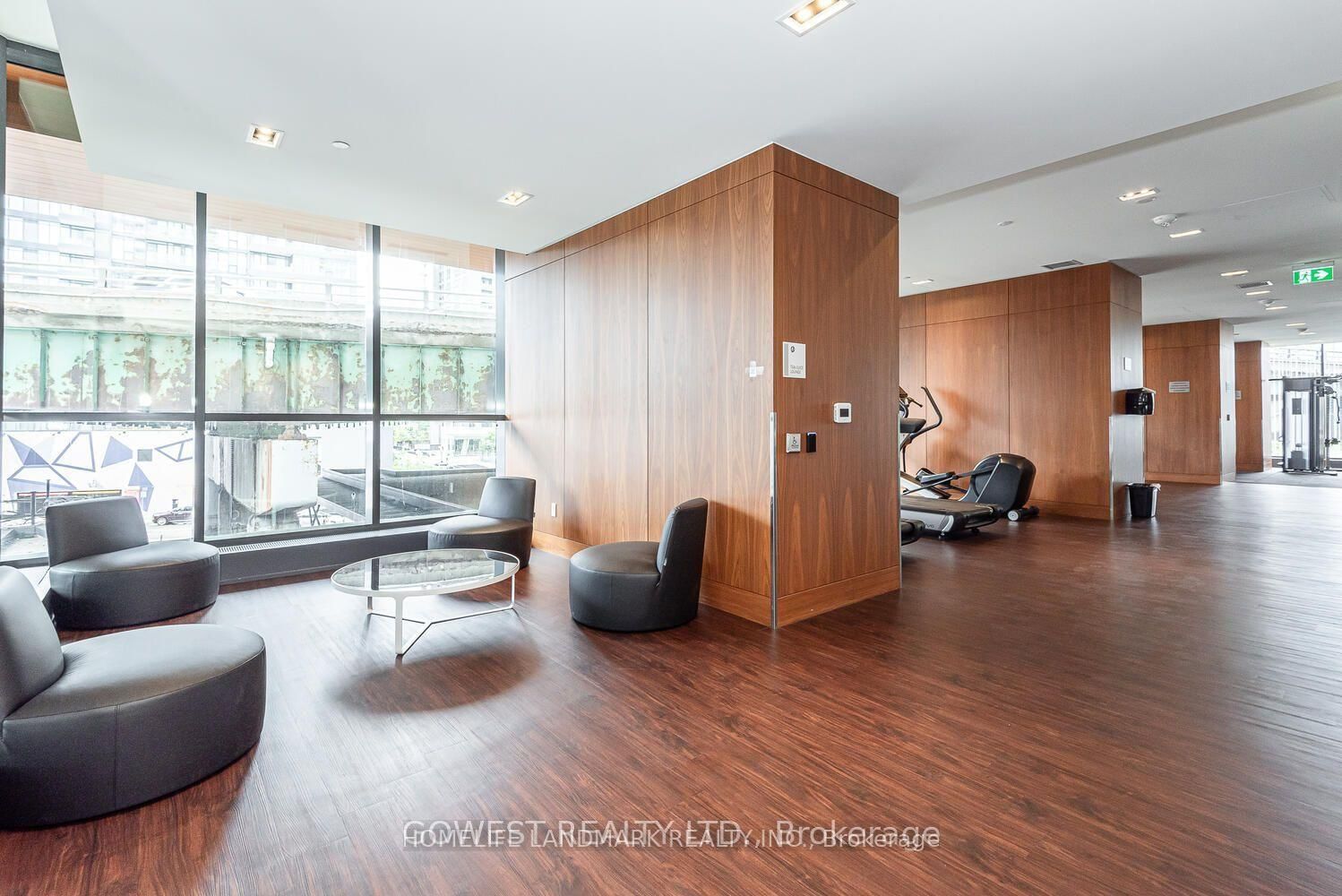 19 Bathurst St, unit 3209 for rent