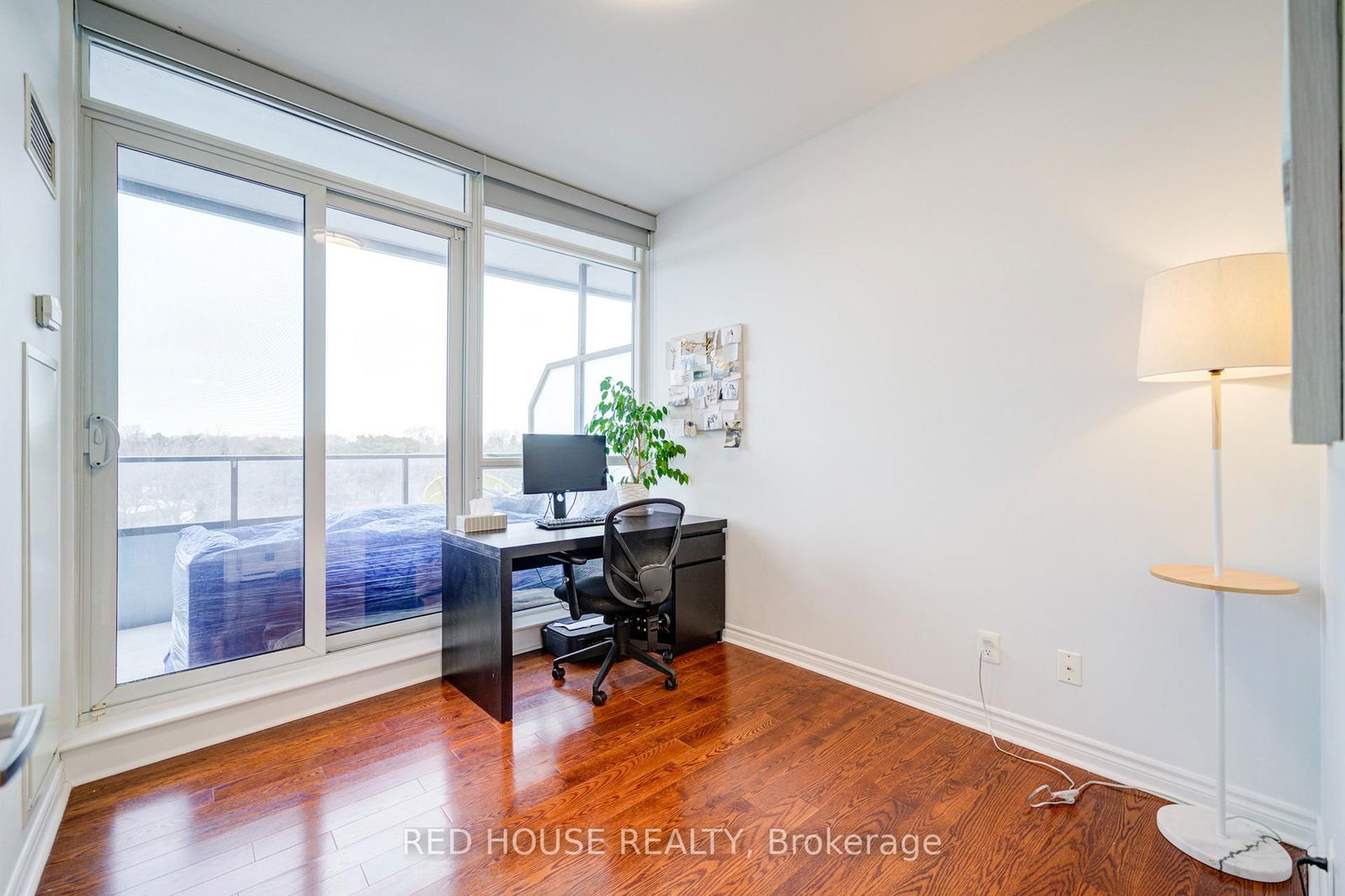 2885 Bayview Ave, unit 230 for rent