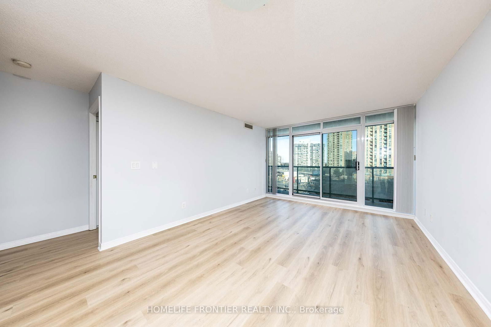 5508 Yonge St, unit 808 for sale