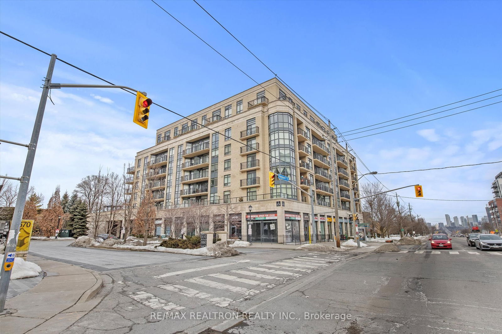 676 Sheppard Ave E, unit 414 for sale