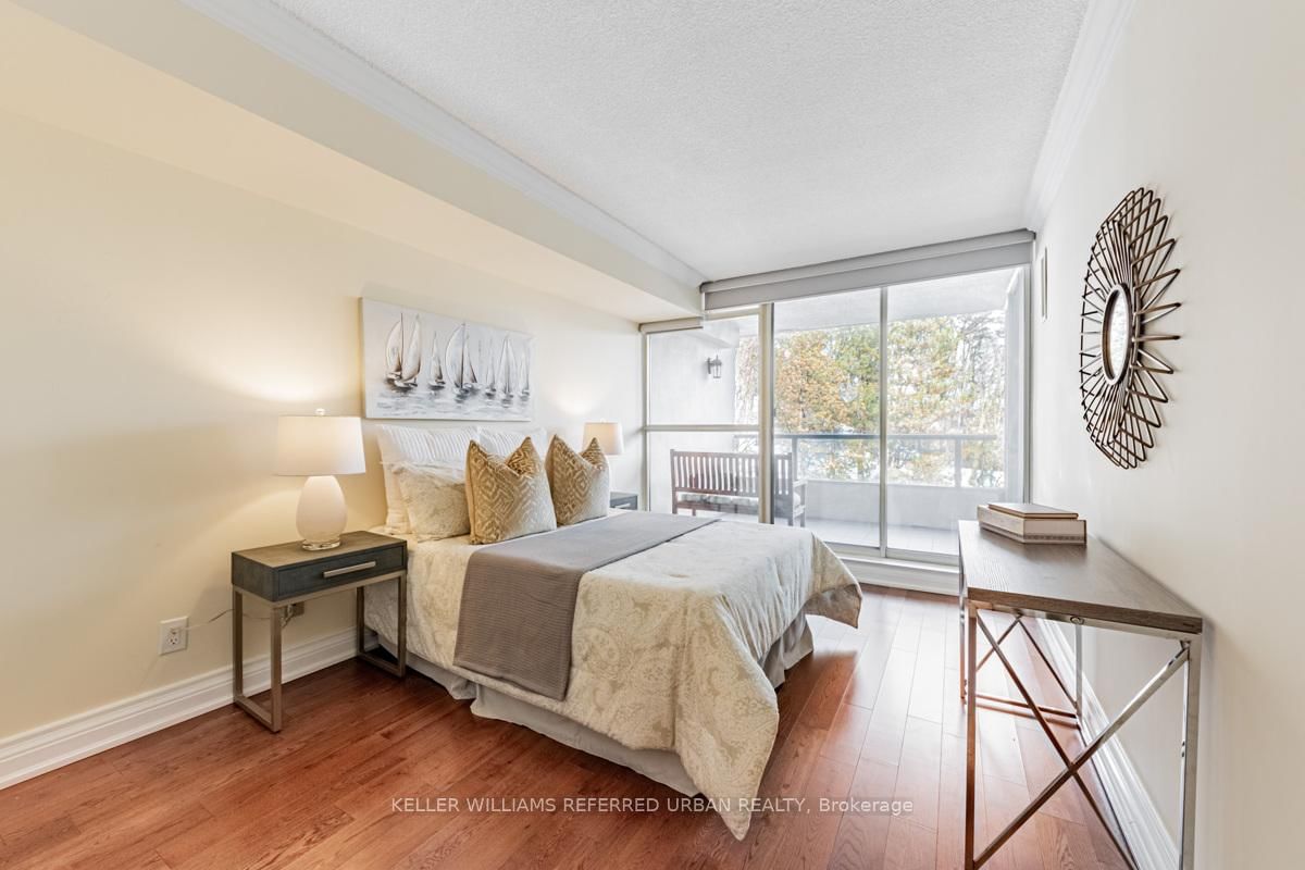 3800 Yonge St, unit 520 for sale