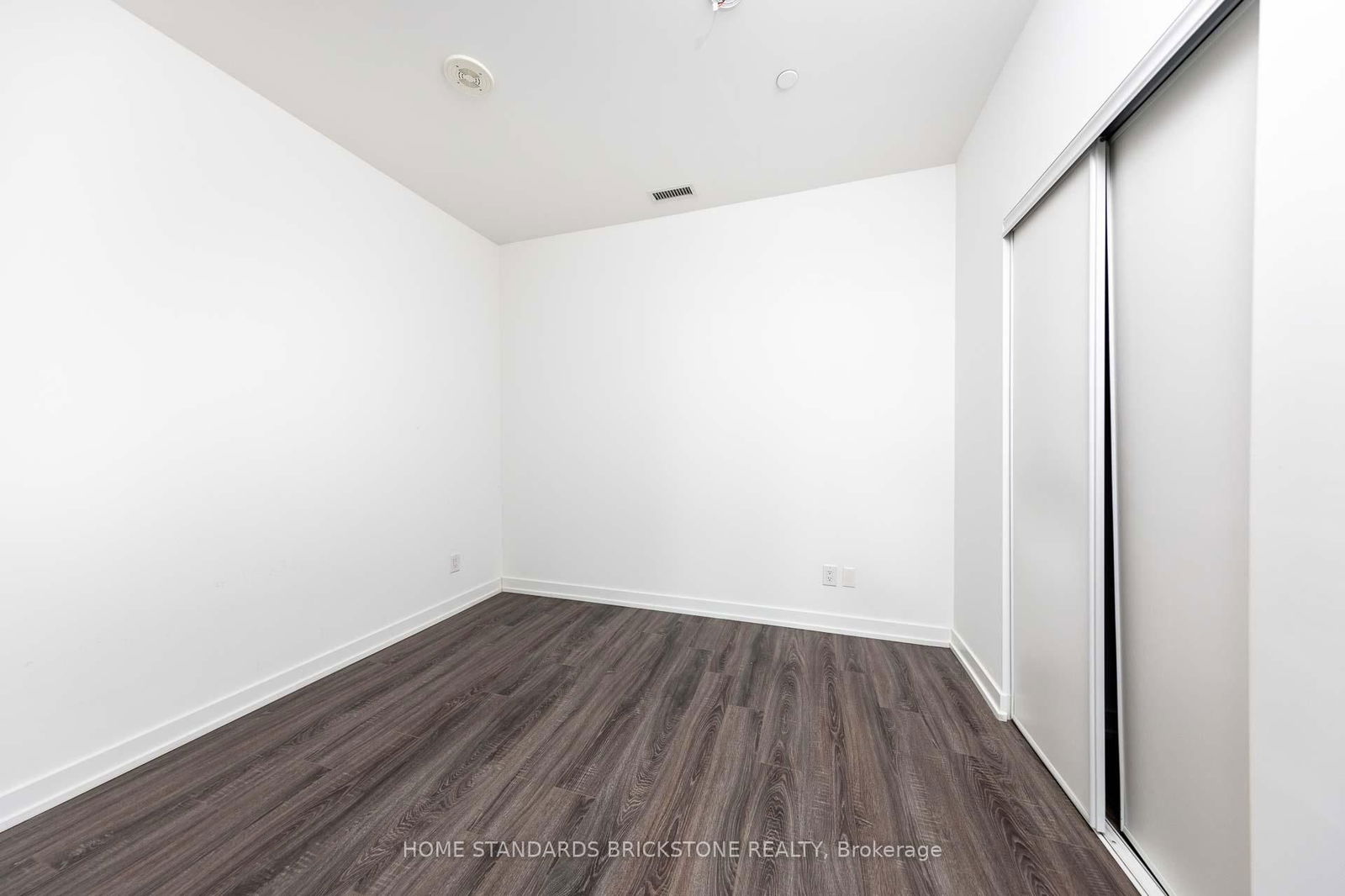 20 Edward St, unit 510 for sale