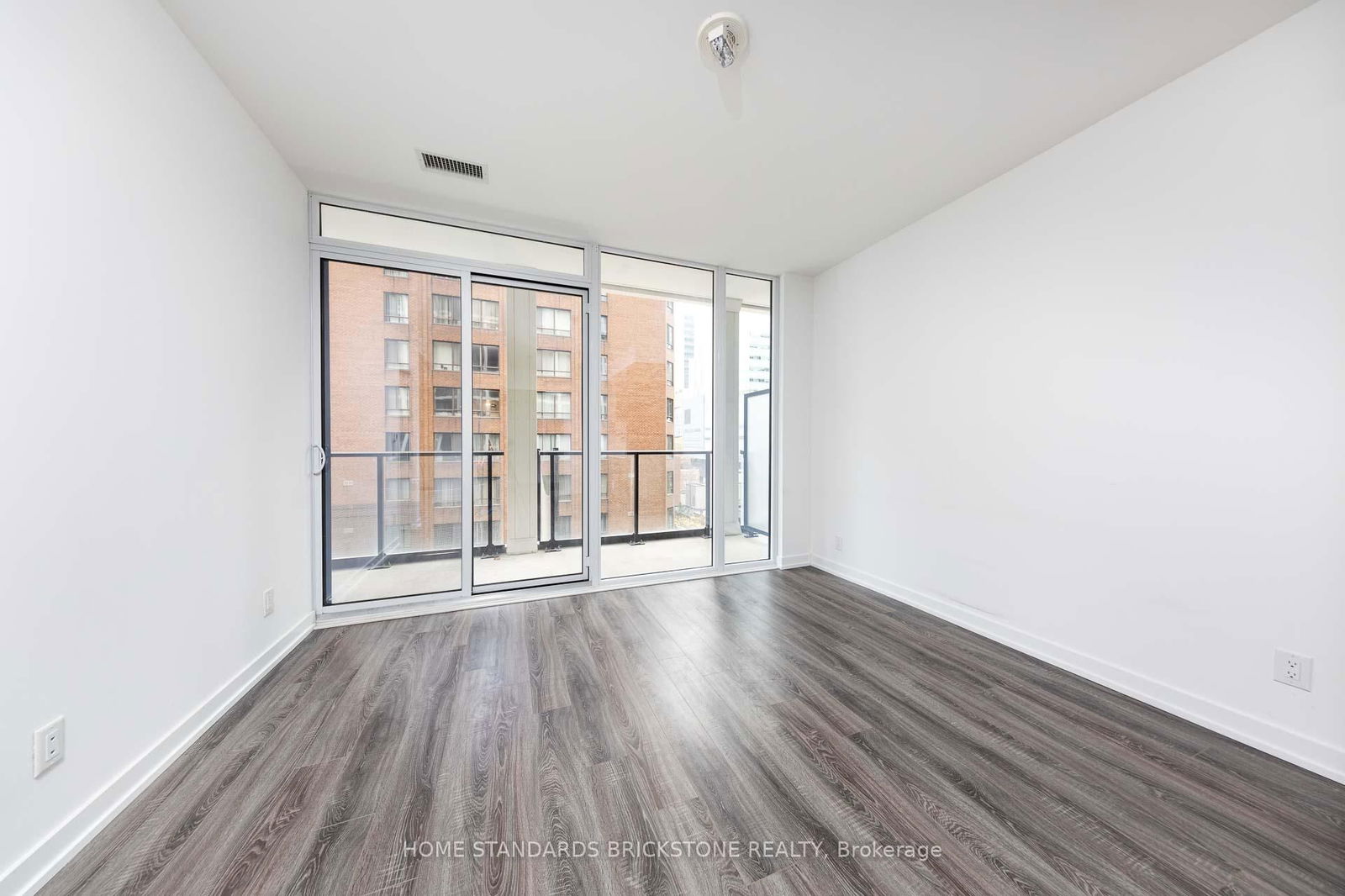 20 Edward St, unit 510 for sale