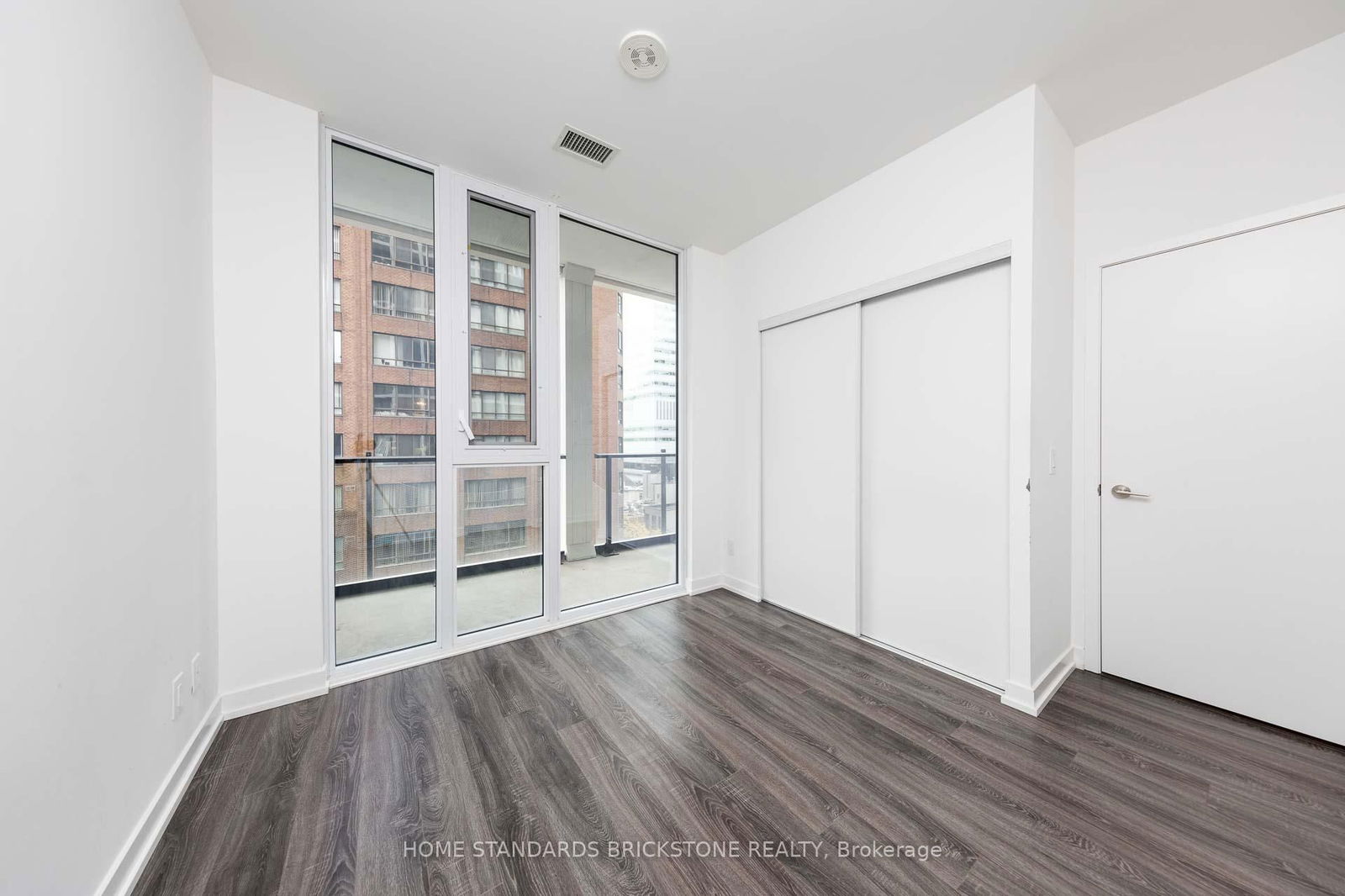 20 Edward St, unit 510 for sale