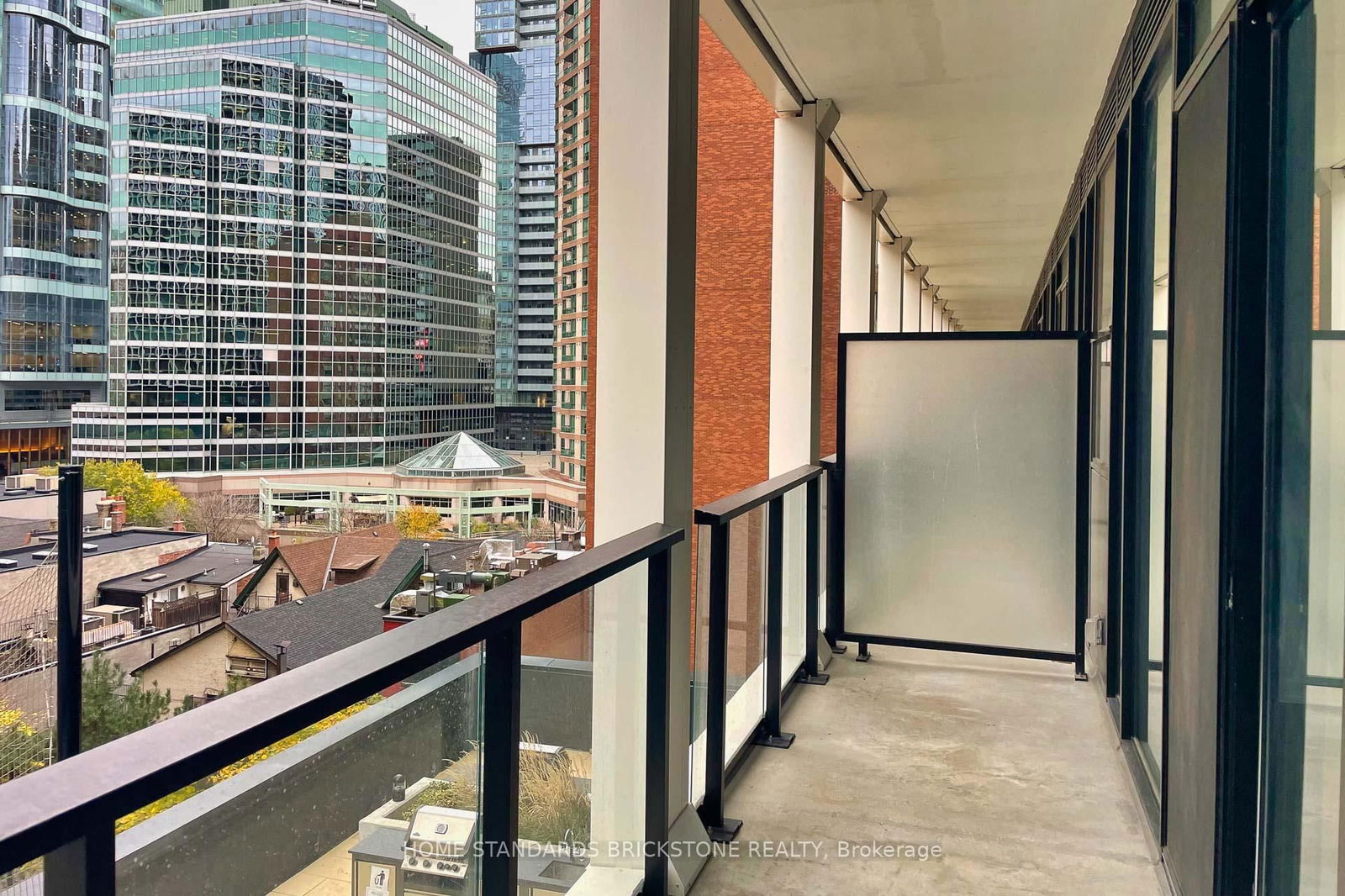 20 Edward St, unit 510 for sale