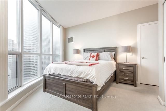 218 Queens Quay W, unit 2601 for rent