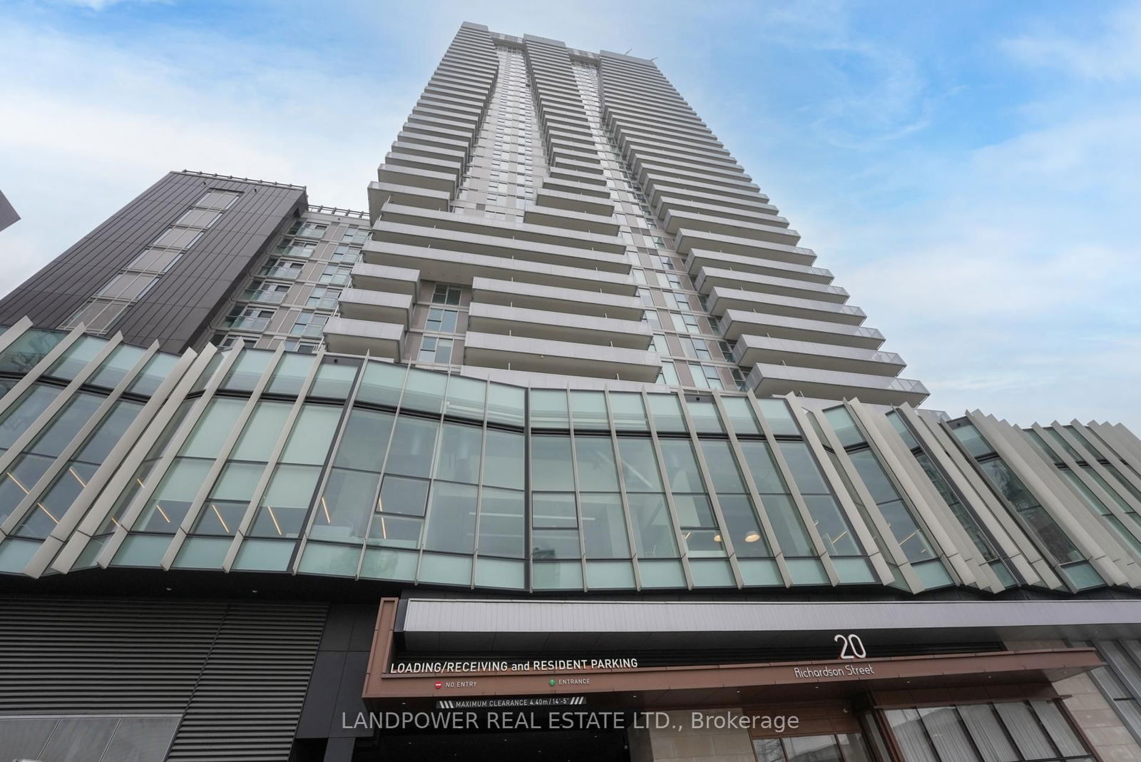 20 Richardson St, unit 718 for rent