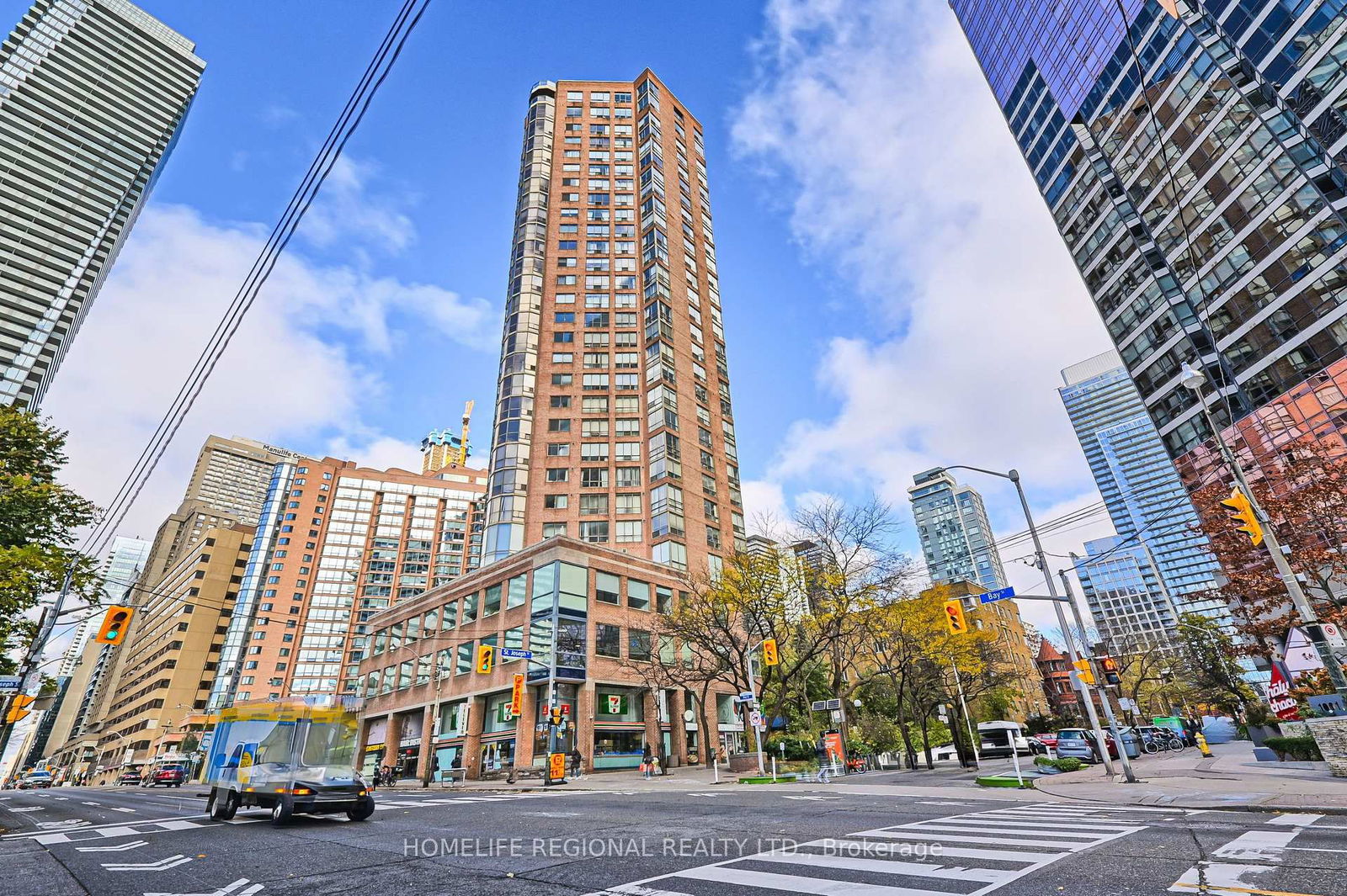 44 St Joseph St, unit 617 for sale