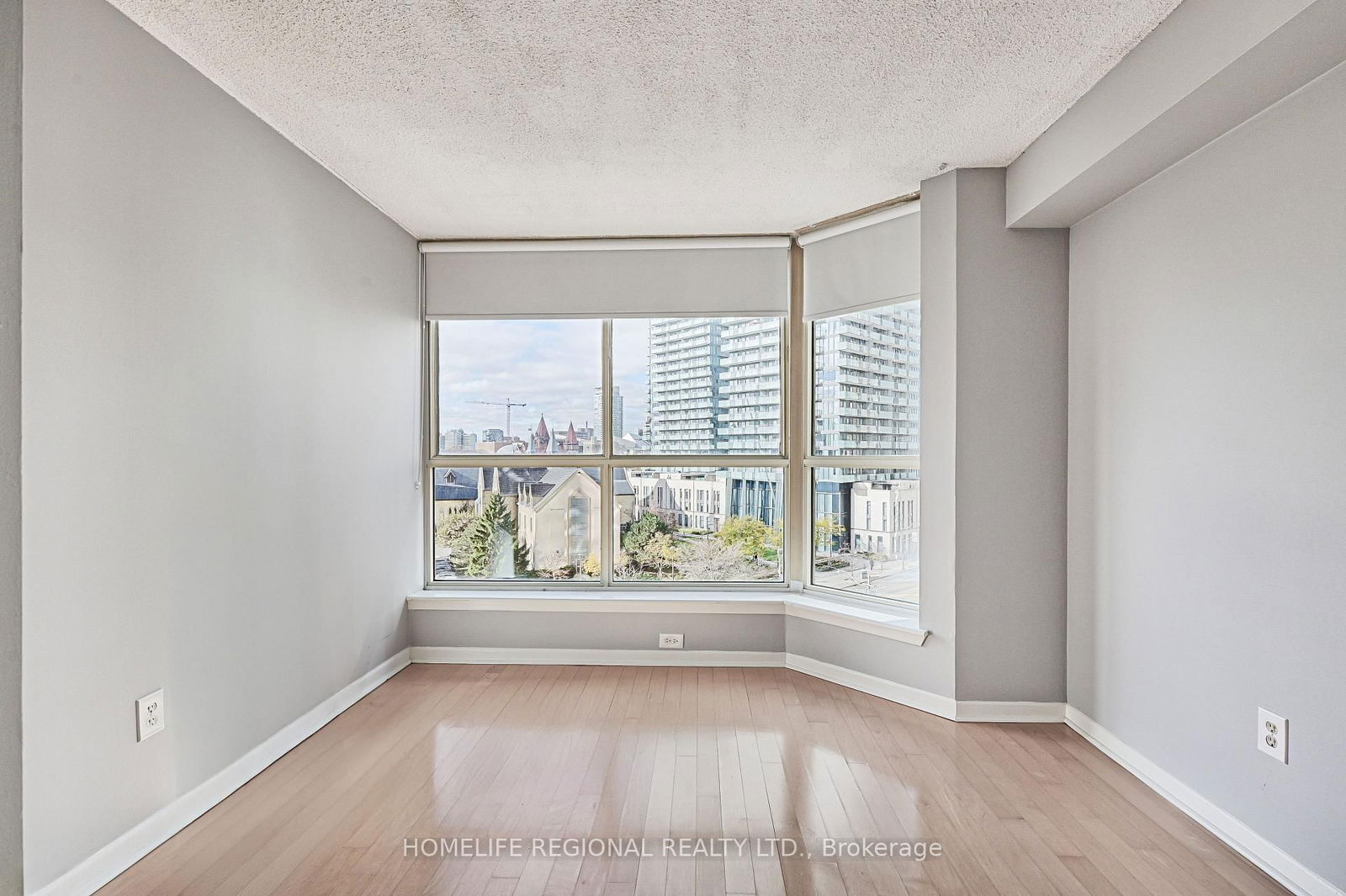 44 St Joseph St, unit 617 for sale