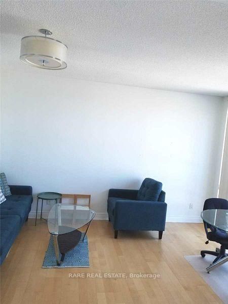 763 Bay St, unit 4401 for rent