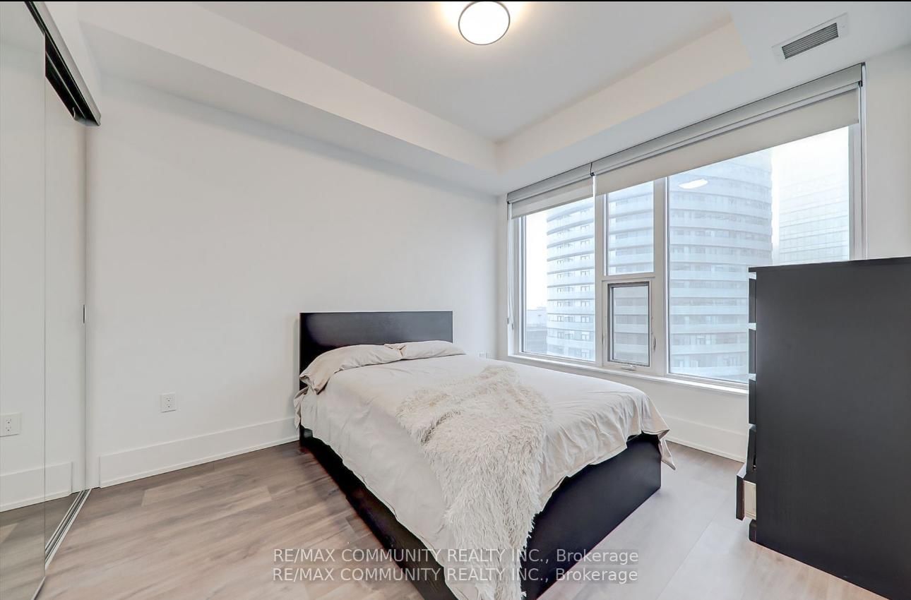 10 York St, unit 3602 for rent