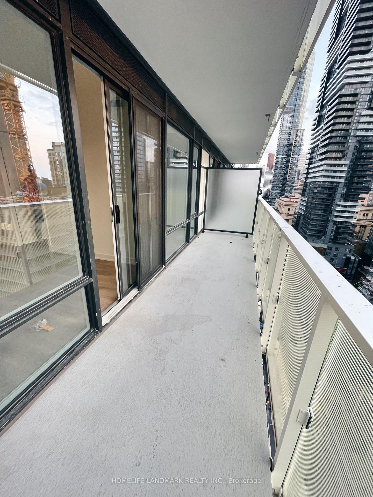 501 Yonge St, unit 2513 for rent