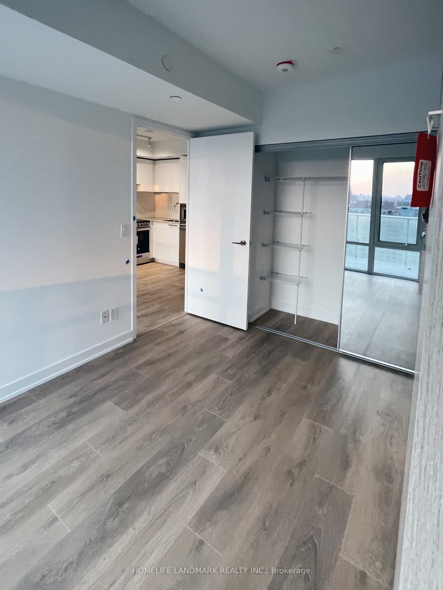 501 Yonge St, unit 2513 for rent