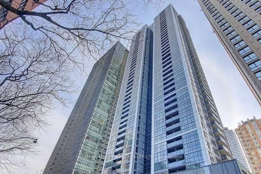 28 Ted Rogers Way, unit 1105 for rent