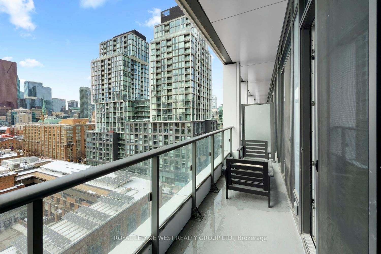 135 Lower Sherbourne St, unit 1064 for sale