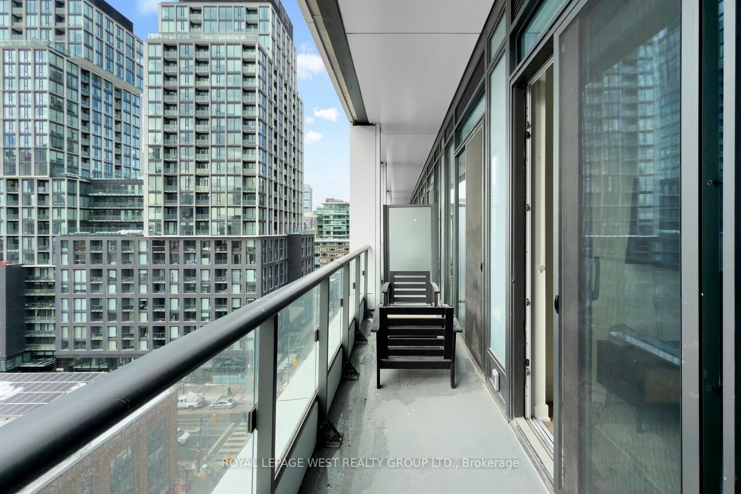 135 Lower Sherbourne St, unit 1064 for sale