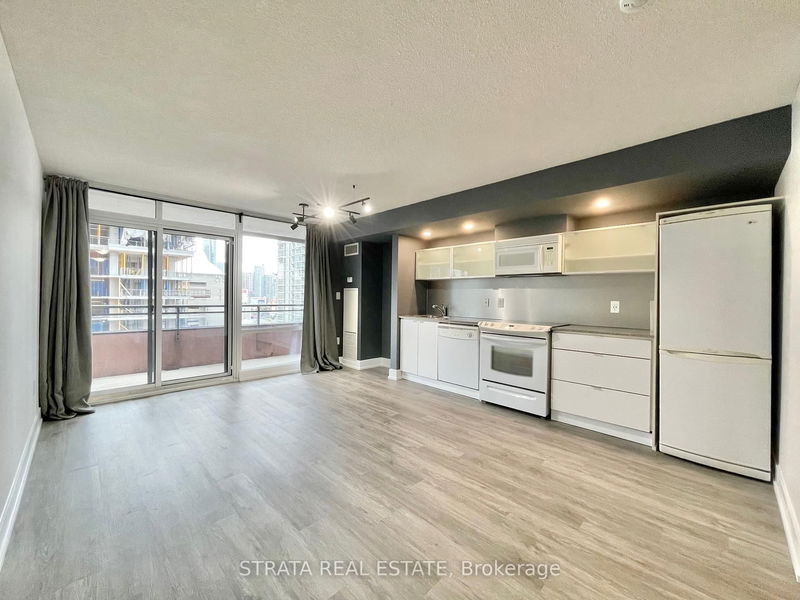 4K Spadina Ave, unit 918 for rent