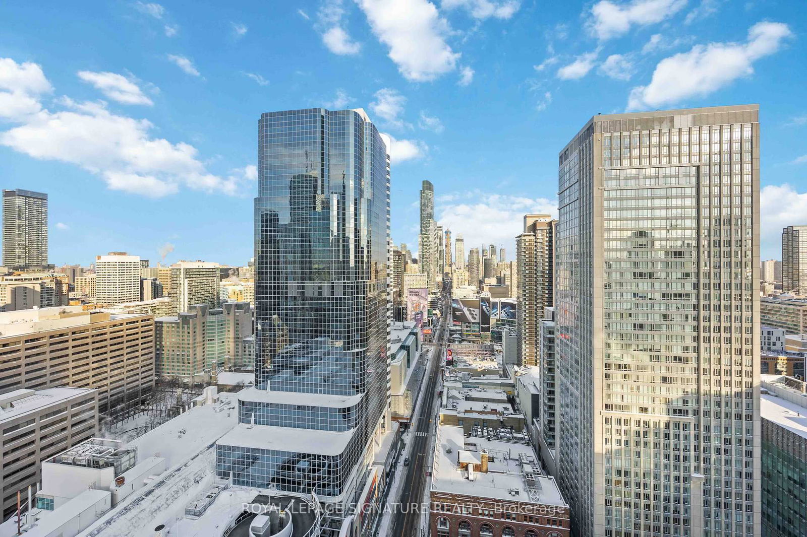 197 Yonge St, unit 2612 for sale