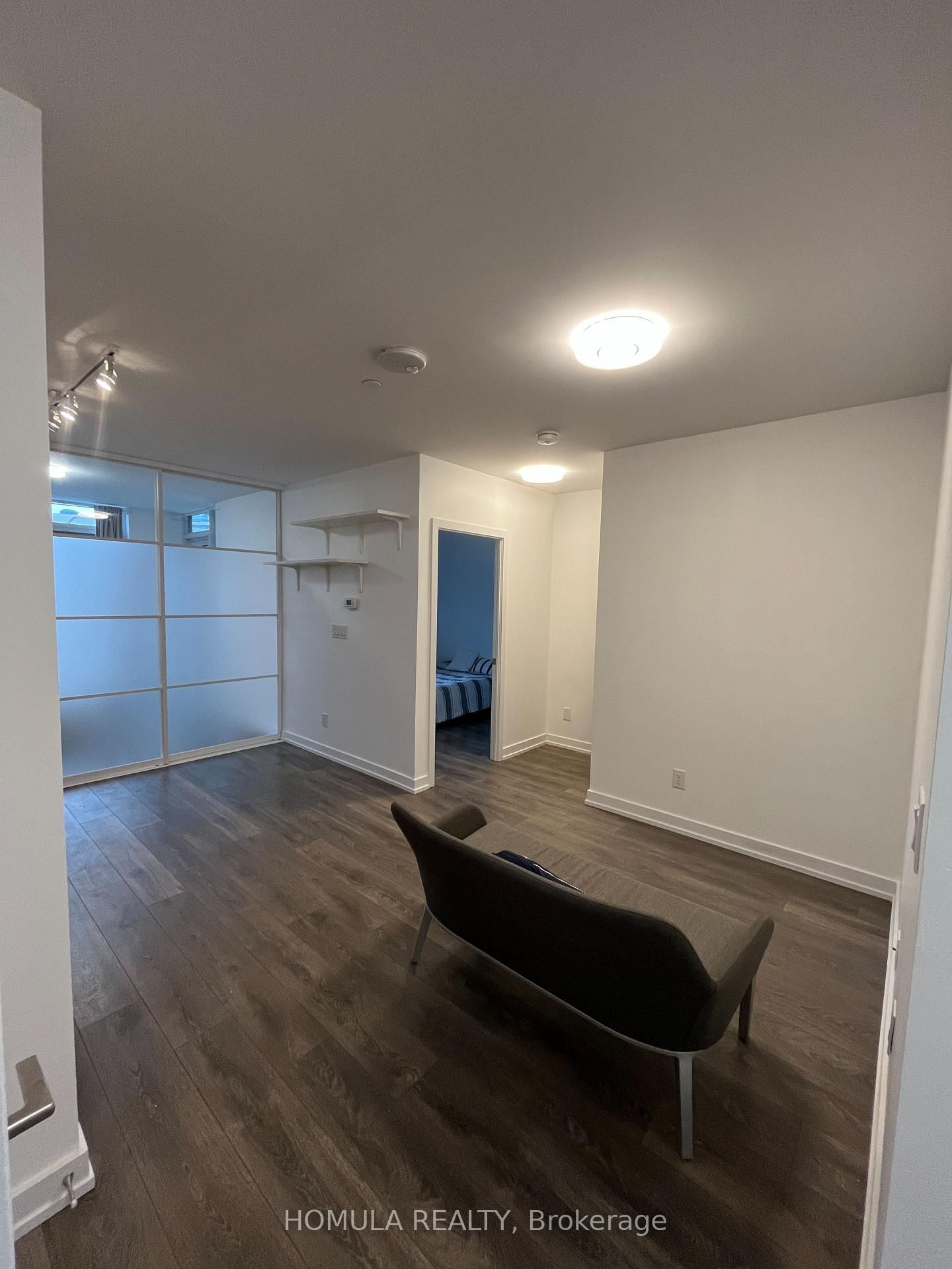 159 Wellesley St E, unit 303 for rent